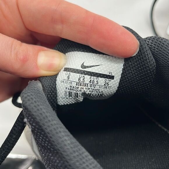 Black & White Nike Lunarlon Cleats Women's 9 - Picture 8 of 8